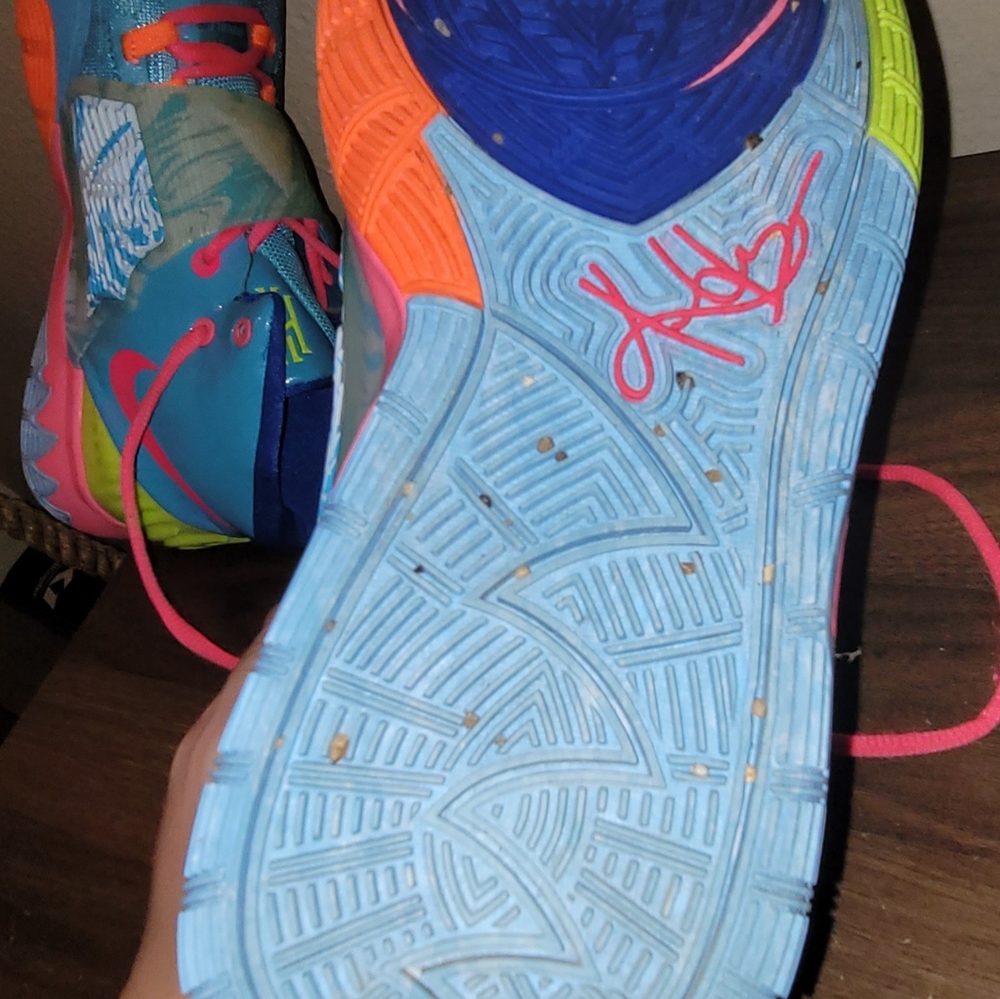 Nike Basquetball - Picture 5 of 8